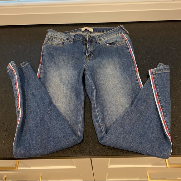 M BOUTIQUE jeans - Picture 3 of 6